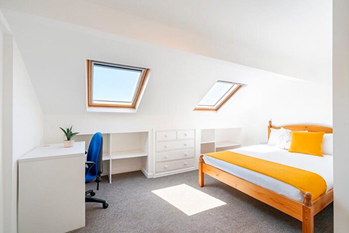 4 Bedroom House To Rent In City Road, Sheffield, S2