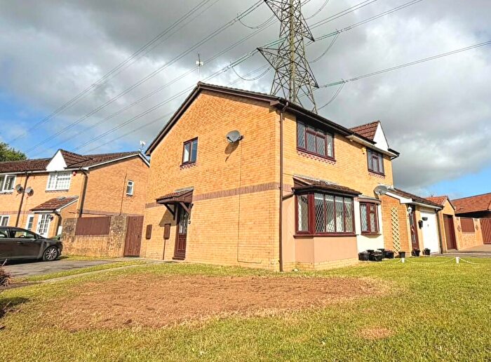 2 Bedroom Semi Detached House To Rent In Ynysddu, Pontyclun, CF72