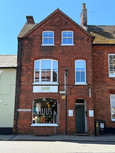 2 Bedroom Apartment To Rent In Market Place, Southwold, IP18