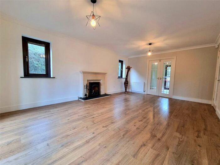 4 Bedroom Detached House To Rent In Launceston, Cornwall, PL15