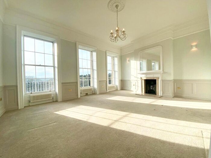 2 Bedroom Apartment To Rent In Clifton Village, Princes Buildings, BS8