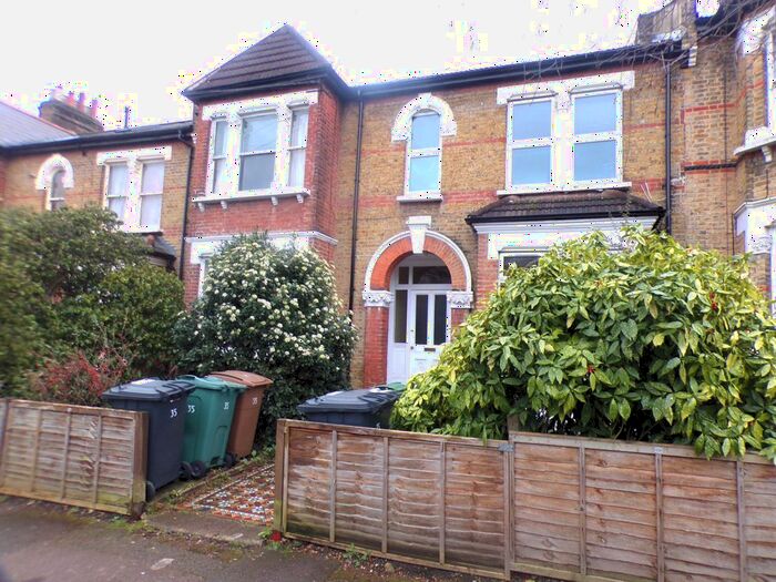 1 Bedroom Flat To Rent In Forest Drive East, Leytonstone, London, E11