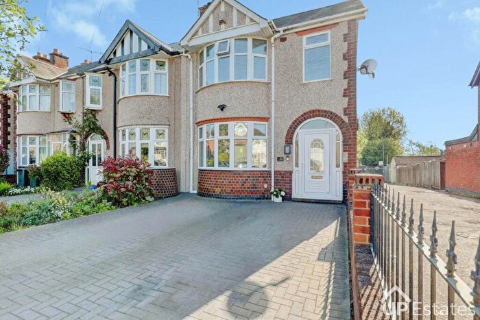 3 Bedroom End Of Terrace House For Sale In Bromleigh Drive, Coventry, CV2