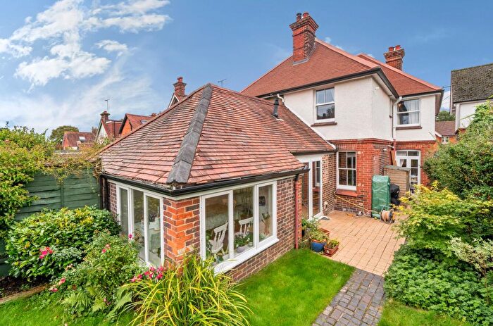 3 Bedroom Semi-Detached House For Sale In Western Road, Liss, GU33