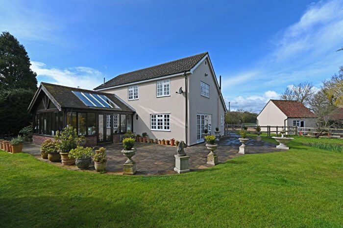 4 Bedroom Detached House For Sale In Bramble Cottage, Gosbeck, IP6