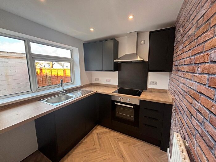 2 Bedroom Terraced House To Rent In Ynysllwyd Street, Aberdare, CF44