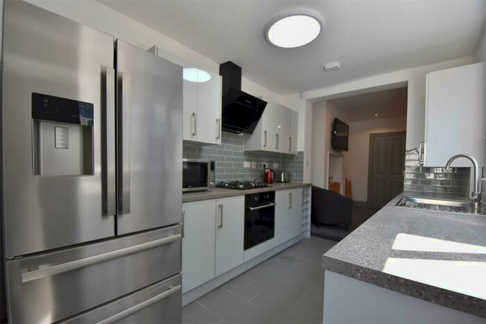 5 Bedroom End Of Terrace House To Rent In Derry Avenue, Mutley, Plymouth, PL4