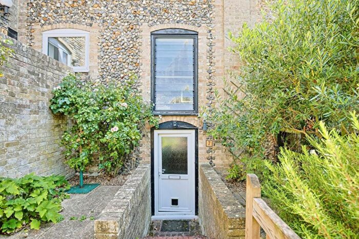 3 Bedroom Terraced House For Sale In The Maltings, Wattisfield Road, Walsham-le-Willows, Bury St Edmunds, IP31