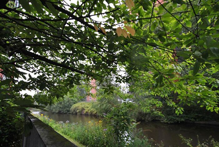 1 Bedroom Flat To Rent In The Waterfront, Manchester, M11