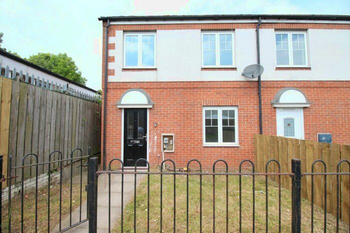 3 Bedroom End Of Terrace House To Rent In Cedar Court, Catchgate, Stanley, Durham, DH9