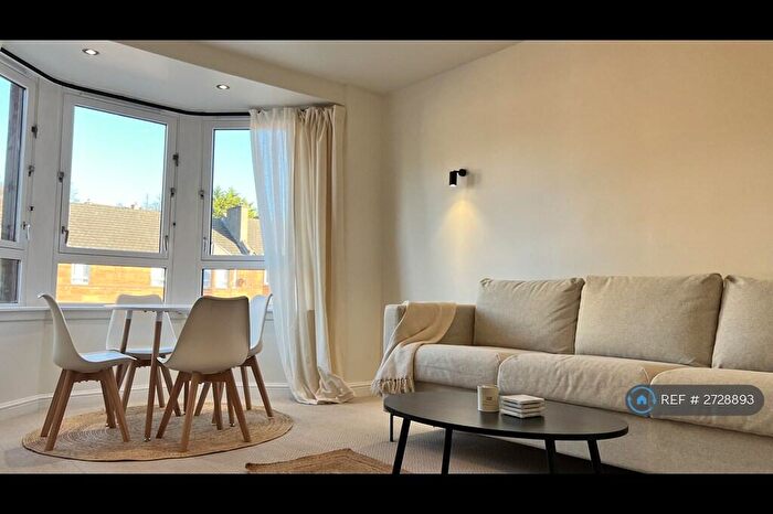 3 Bedroom Flat To Rent In Scotstoun, Glasgow, G14