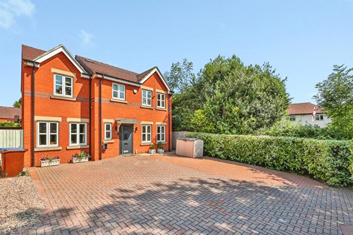 5 Bedroom Detached House For Sale In Scholar Close, Ilkeston, DE7