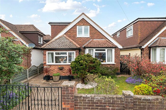 4 Bedroom Bungalow For Sale In Winern Glebe, Byfleet, West Byfleet, Surrey, KT14