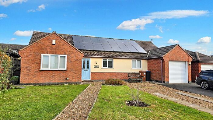 3 Bedroom Detached Bungalow For Sale In Mayflower Walk, Markfield, LE67