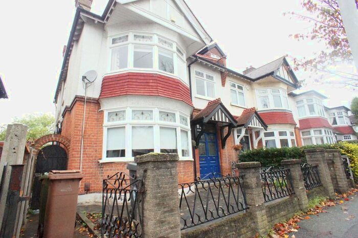 4 Bedroom Property To Rent In Parkhill Road, London, E4