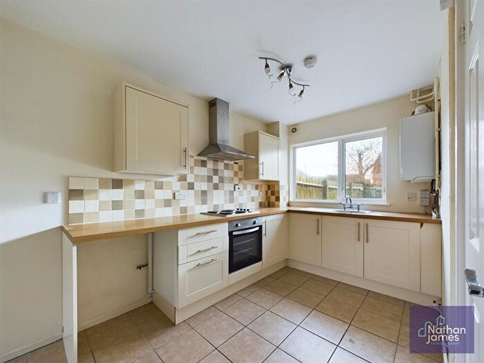 3 Bedroom End Of Terrace House For Sale In Moorlands View, Caldicot, NP26