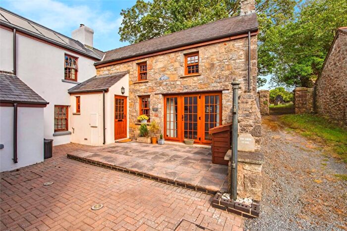 3 Bedroom Semi-Detached House For Sale In St. Florence, Tenby, Pembrokeshire, SA70