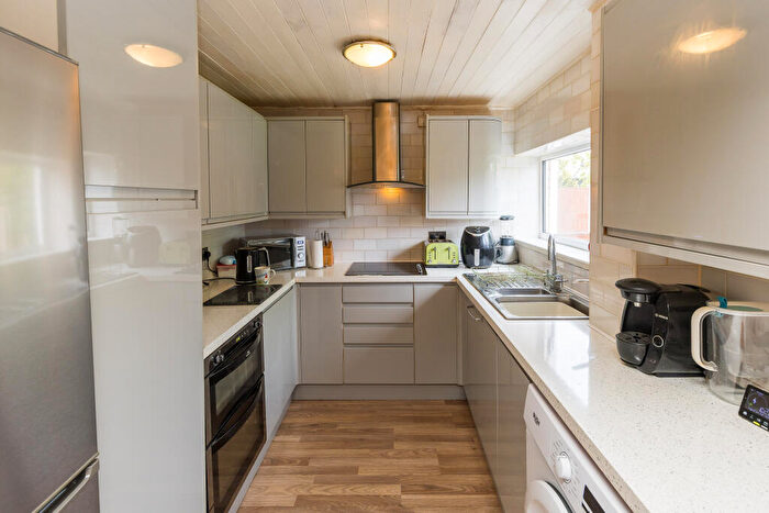 3 Bedroom Semi-Detached House For Sale In Old Hall Lane, Chester, CH2