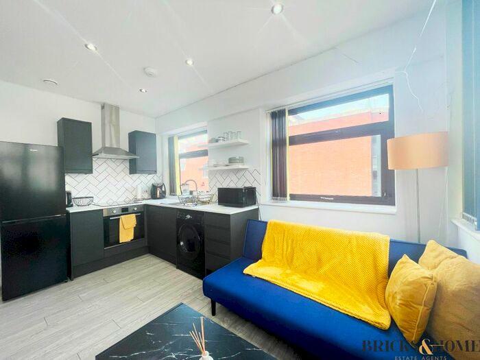 1 Bedroom Flat To Rent In Flat, Charles Street, Leicester, LE1