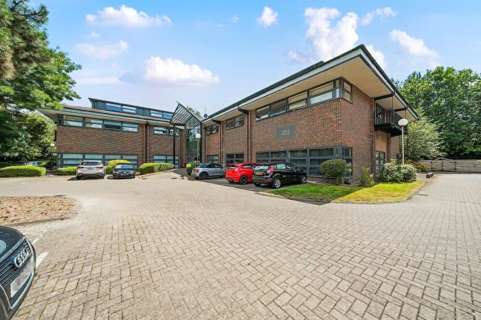 1 Bedroom Apartment To Rent In Carcaixent Square, Newbury, RG14