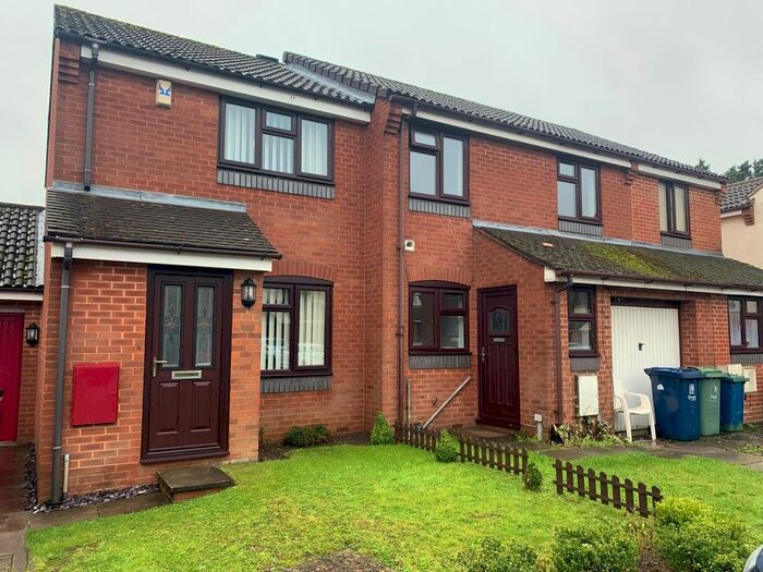 3 Bedroom Property To Rent In Bampton Close, Littlemore, Oxford OX4