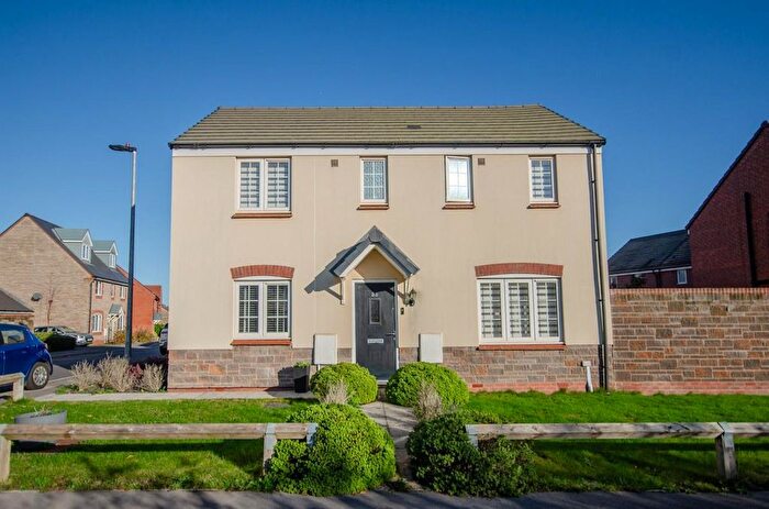3 Bedroom Detached House For Sale In Sundew Road, Lyde Green, Bristol, BS16