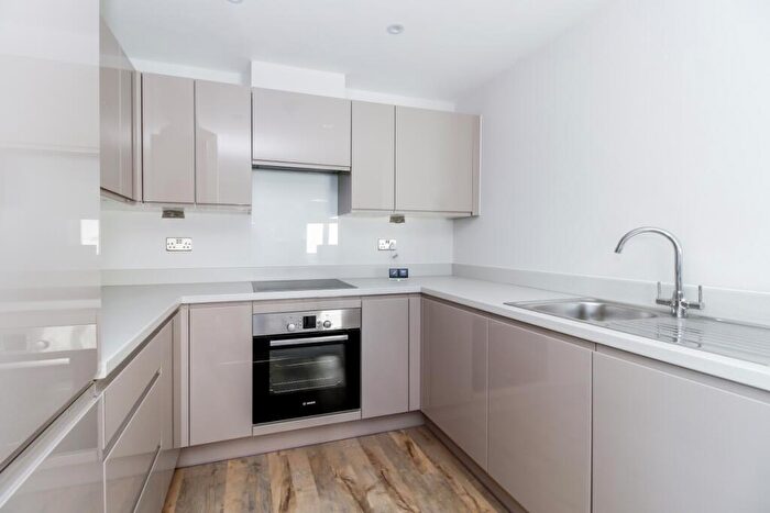 2 Bedroom Apartment To Rent In Banbury Road, Kidlington, OX5