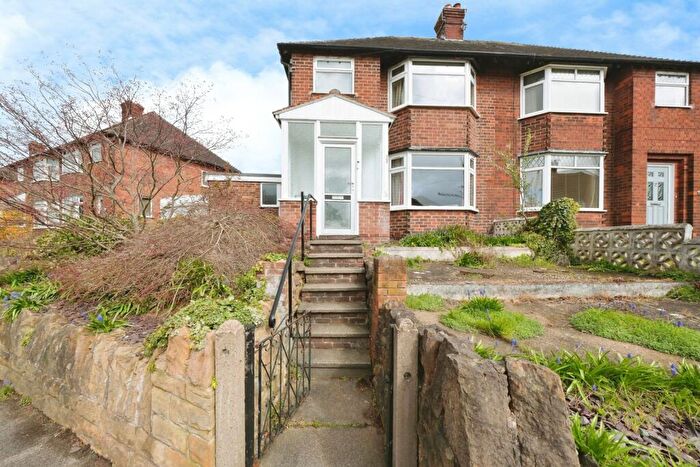 3 Bedroom Semi Detached House For Sale In Hadbury Road, Nottingham, Nottinghamshire, NG5