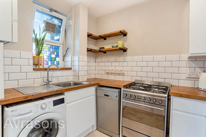 1 Bedroom Apartment To Rent In Clayton Street, Kennington, SE11