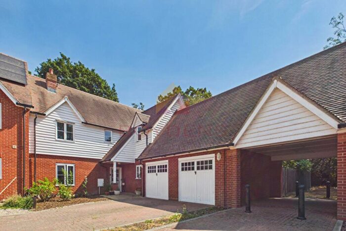 4 Bedroom Detached House For Sale In Cravenwood Close, Weeley Heath, CO16