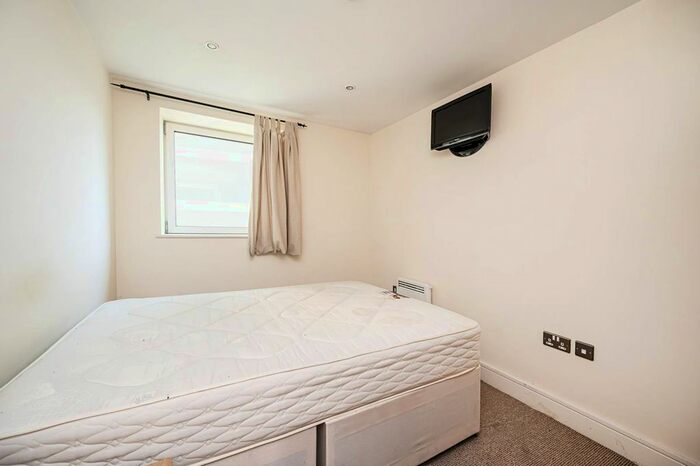 1 Bedroom Flat To Rent In Cheshire Street, Shoreditch, London, E2