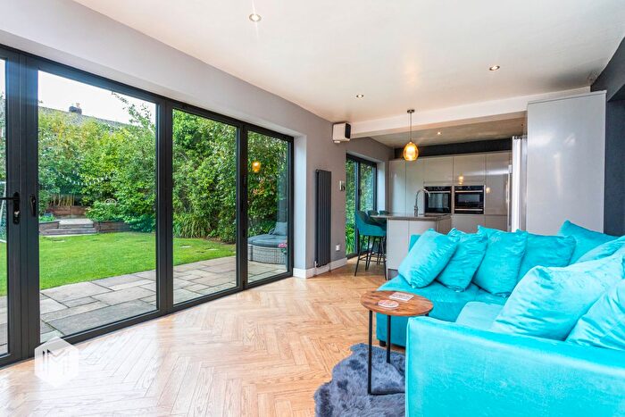 4 Bedroom Detached House For Sale In Glen Avenue, Worsley, Manchester, Greater Manchester, M28