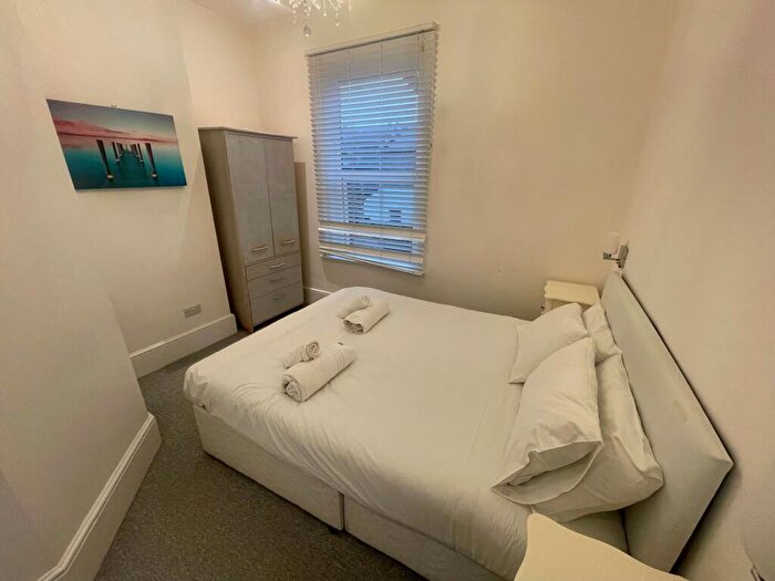 1 Bedroom Flat To Rent In Sea View Terrace, Margate, CT9