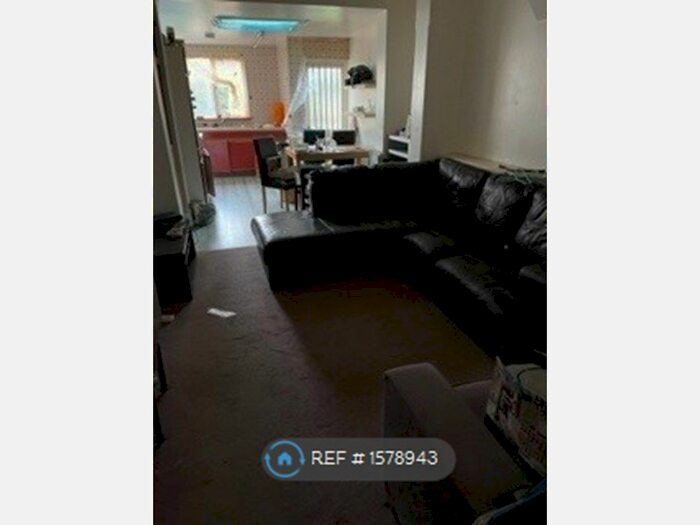 2 Bedroom Flat To Rent In Green Lanes, London, N13