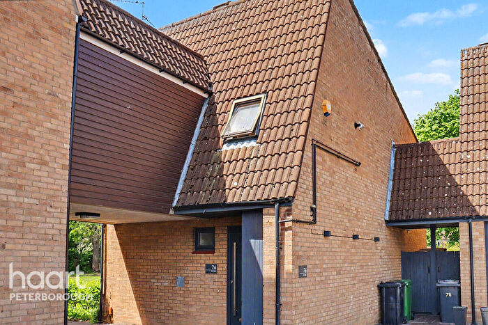 3 Bedroom Link Detached House For Sale In Paynels, Orton Goldhay, PE2