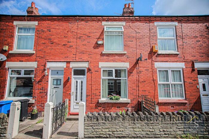 2 Bedroom Terraced House To Rent In Islington Road, Stockport, SK2