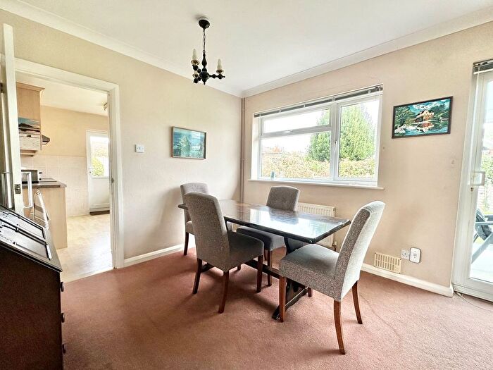 2 Bedroom Detached Bungalow For Sale In Findon Close, Bexhill-On-Sea, TN39