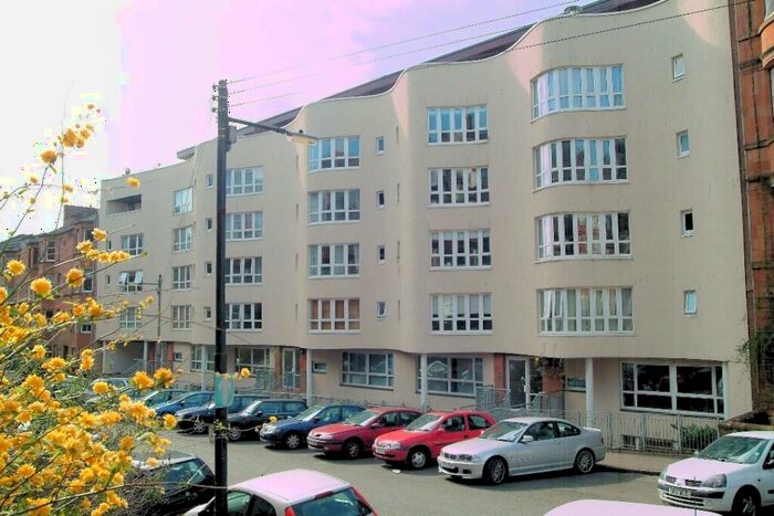 2 Bedroom Flat To Rent In Trefoil Avenue, Flat /, Shawlands, Glasgow, G41