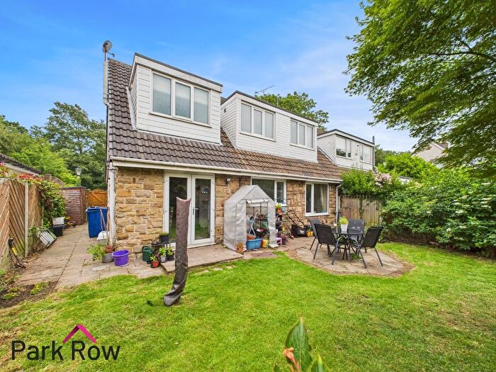 4 Bedroom Semi-Detached House For Sale In Byram Park Avenue, Byram, Knottingley, WF11