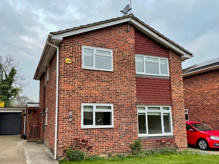 4 Bedroom Detached House To Rent In Mead Close, Egham, Surrey, TW20