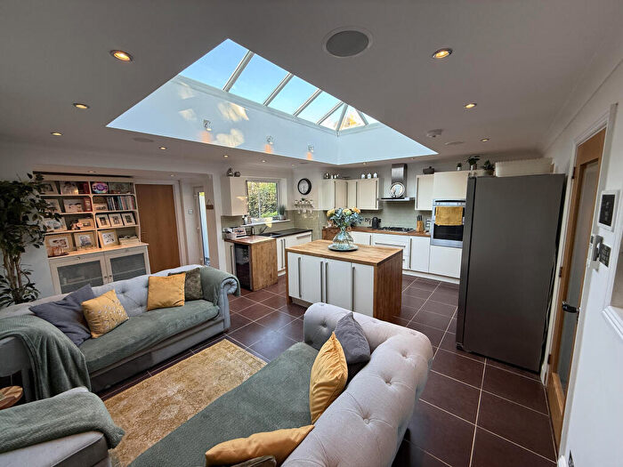 5 Bedroom End Of Terrace House For Sale In Rickmansworth Road, Pinner, HA5