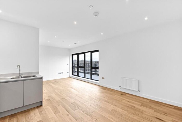 1 Bedroom Flat To Rent In Rye Lane, Peckham, SE15