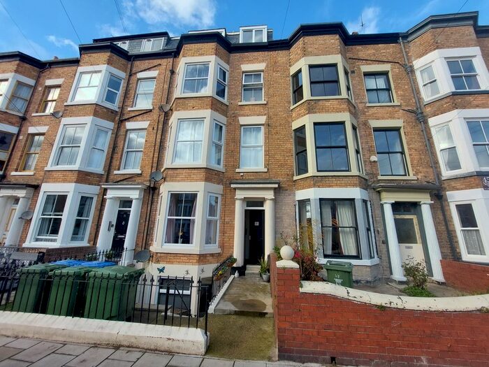 1 Bedroom Flat To Rent In Trafalgar Square, Scarborough, YO12