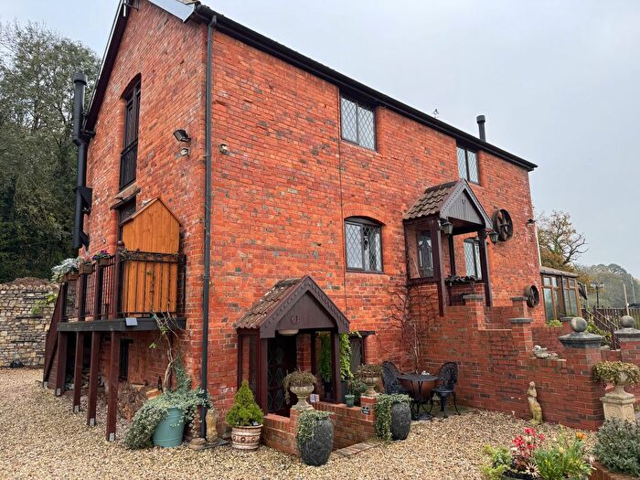 2 Bedroom Property To Rent In Heatherton Park, Bradford On Tone, Taunton, TA4