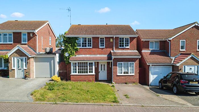 5 Bedroom Detached House To Rent In Manor Close, Gravesend, DA12