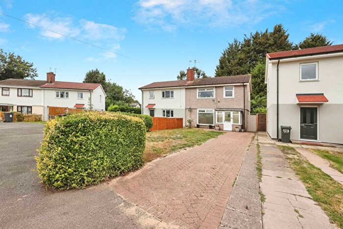 3 Bedroom Semi-Detached House For Sale In Boyne Road, Birmingham, B26