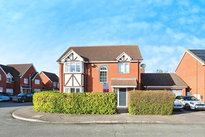 4 Bedroom Detached House For Sale In Marconi Drive, Yaxley, Peterborough, PE7