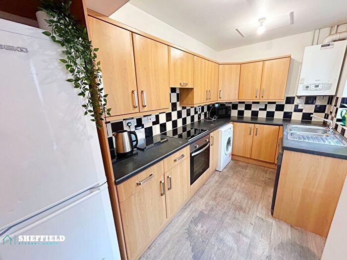 5 Bedroom Semi-detached House To Rent In Shoreham Street, Sheffield, S2