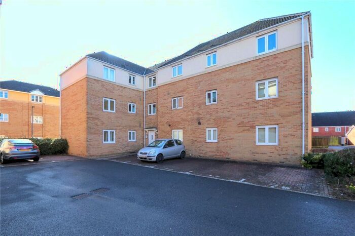2 Bedroom Apartment To Rent In The Hedgerows, Bradley Stoke, Bristol, South Gloucestershire, BS32