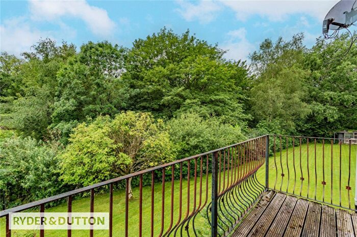 4 Bedroom Semi Detached House For Sale In Blackley New Road, Blackley, Manchester, M9